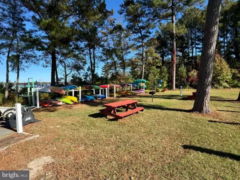 148 Ocean Oval Dr, Berlin, MD 21811 photo 2
