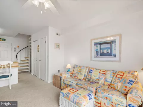 105 123rd St #353B2, Ocean City, MD 21842