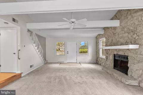 Living - 6 Carriage Ln, Ocean Pines, MD 21811 photo 4 of 6