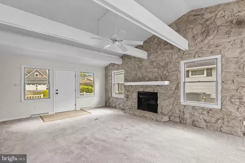 Living - 6 Carriage Ln, Ocean Pines, MD 21811 photo 3 of 6