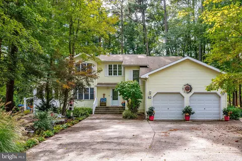 82 Battersea Rd, Ocean Pines, MD 21811