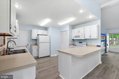 Kitchen - 79 Seafarer Ln, Berlin, MD 21811 photo 1 of 4