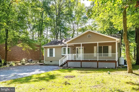 Exterior - 79 Seafarer Ln, Berlin, MD 21811 photo 3 of 28