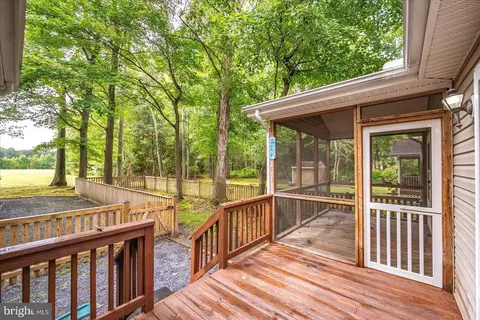 Exterior - 79 Seafarer Ln, Berlin, MD 21811 photo 6 of 28
