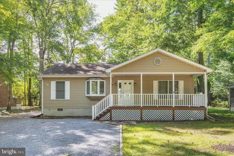 79 Seafarer Ln, Berlin, MD 21811
