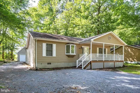 Exterior - 79 Seafarer Ln, Berlin, MD 21811 photo 2 of 28