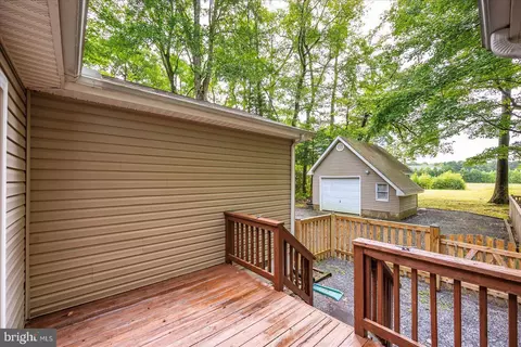 Exterior - 79 Seafarer Ln, Berlin, MD 21811 photo 7 of 28