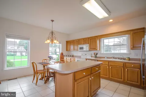 108 Davis Ct, Berlin, MD 21811 photo 9