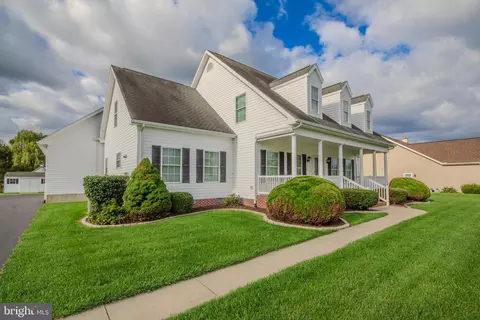 108 Davis Ct, Berlin, MD 21811 photo 2