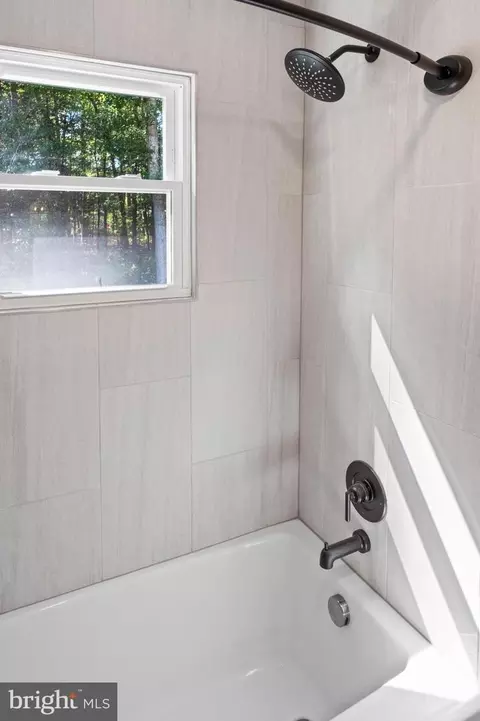 Bath - 6744 Basket Switch Rd, Newark, MD 21841 photo 1 of 4