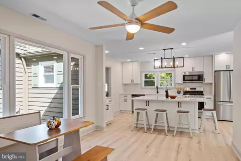 Kitchen - 6744 Basket Switch Rd, Newark, MD 21841 photo 2 of 4