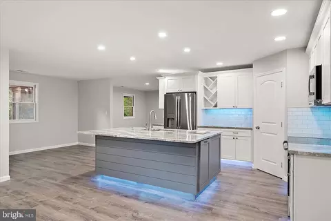 Kitchen - 152 Camelot Cir, Berlin, MD 21811 photo 3 of 8