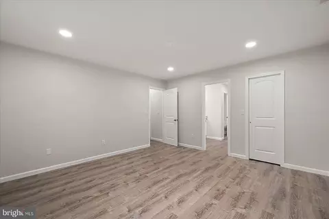 Entry Way - 152 Camelot Cir, Berlin, MD 21811 photo 3 of 5