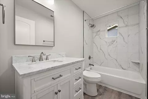 Bath - 152 Camelot Cir, Berlin, MD 21811 photo 3 of 3