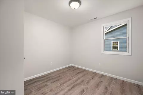 Bedroom - 152 Camelot Cir, Berlin, MD 21811 photo 2 of 3