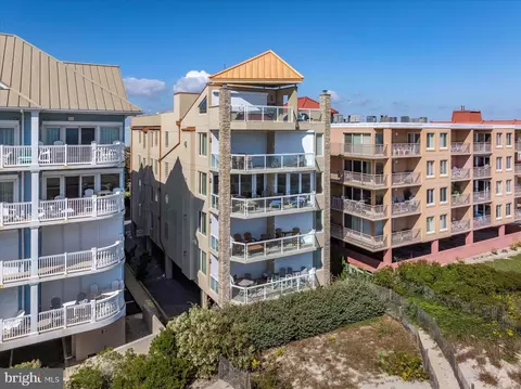 6305 Atlantic Ave #301, Ocean City, MD 21842