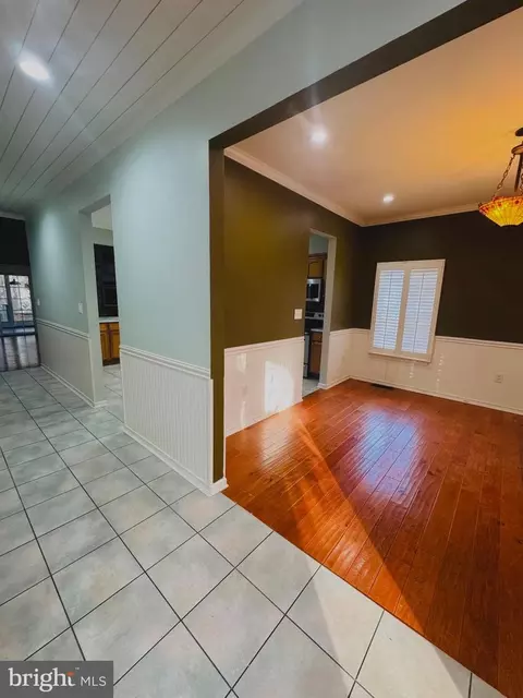 Entry Way - 43 Tail Of The Fox Dr, Ocean Pines, MD 21811 photo 2 of 6