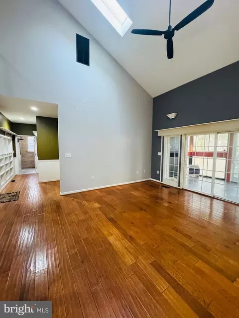 Living - 43 Tail Of The Fox Dr, Ocean Pines, MD 21811 photo 5 of 5