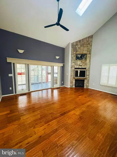 Living - 43 Tail Of The Fox Dr, Ocean Pines, MD 21811 photo 2 of 5