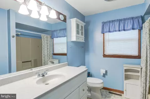Bath - 21 Sloop Ln, Ocean Pines, MD 21811 photo 2 of 3
