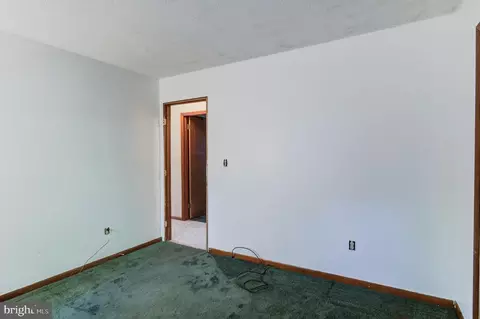 Bedroom - 21 Sloop Ln, Ocean Pines, MD 21811 photo 8 of 13