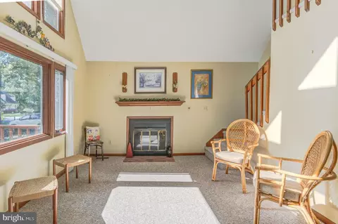 Living - 21 Sloop Ln, Ocean Pines, MD 21811 photo 3 of 3