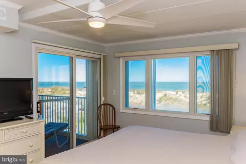 5 77th St #102, Ocean City, MD 21842
