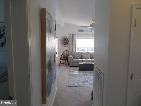 Entry Way - 134 Skipjack Cir, Berlin, MD 21811 photo 2 of 4