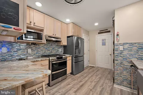 Kitchen - 14 Boston Dr, Berlin, MD 21811 photo 3 of 8