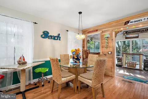 Dining - 14 Boston Dr, Berlin, MD 21811 photo 3 of 3