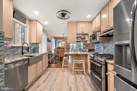 Kitchen - 14 Boston Dr, Berlin, MD 21811 photo 8 of 8