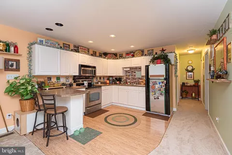 Kitchen - 88 Seafarer Ln, Ocean Pines, MD 21811 photo 2 of 2