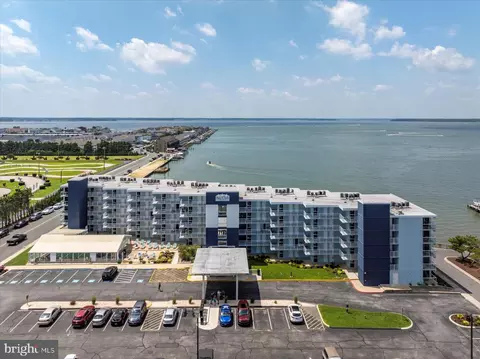 302 32nd St #106, Ocean City, MD 21842