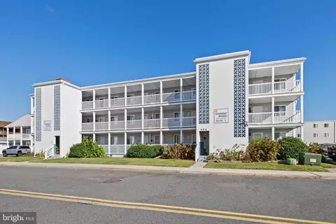 424 Lark Ln #E304, Ocean City, MD 21842