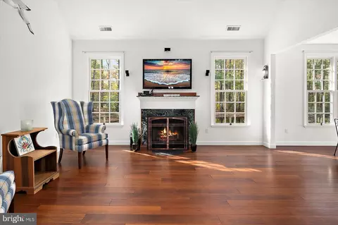 Living - 101 Mumfords Landing Rd, Ocean Pines, MD 21811 photo 6 of 6