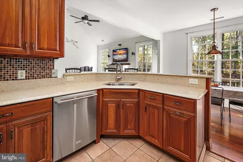 Kitchen - 101 Mumfords Landing Rd, Ocean Pines, MD 21811 photo 4 of 10