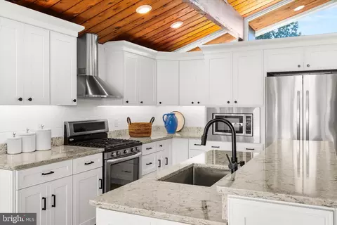 Kitchen - 61 Grand Port Rd, Ocean Pines, MD 21811 photo 5 of 5
