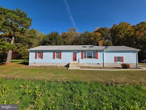 4915 Pennewell Rd, Snow Hill, MD 21863
