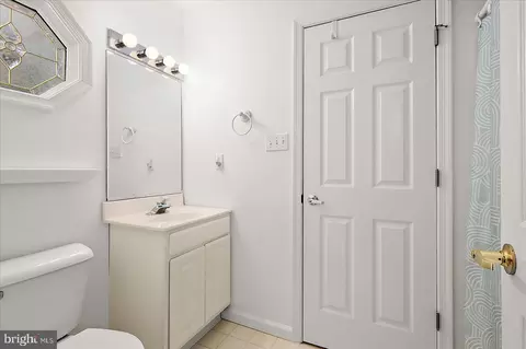 Bath - 75 Robin Hood Trl, Ocean Pines, MD 21811 photo 5 of 6