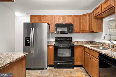 Kitchen - 75 Robin Hood Trl, Ocean Pines, MD 21811 photo 3 of 6