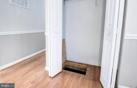 Entry Way - 9 Burr Hill Dr, Ocean Pines, MD 21811 photo 8 of 8