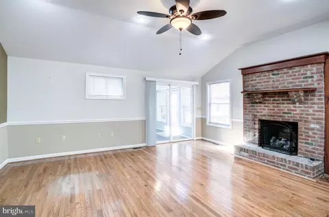 Living - 9 Burr Hill Dr, Ocean Pines, MD 21811 photo 16 of 17