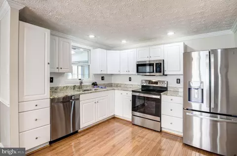 Kitchen - 9 Burr Hill Dr, Ocean Pines, MD 21811 photo 1 of 2