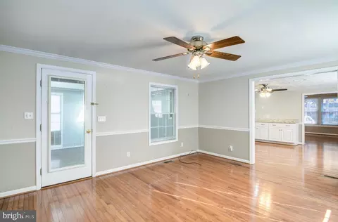 Living - 9 Burr Hill Dr, Ocean Pines, MD 21811 photo 10 of 17