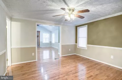 Living - 9 Burr Hill Dr, Ocean Pines, MD 21811 photo 11 of 17