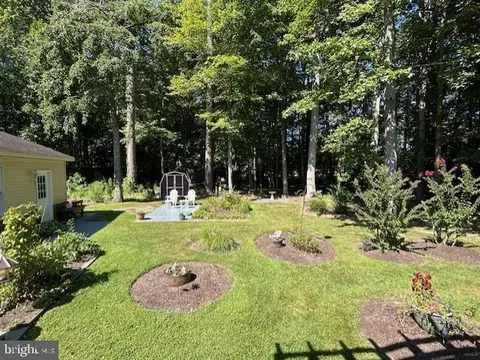 Exterior - 9 Burr Hill Dr, Ocean Pines, MD 21811 photo 4 of 19
