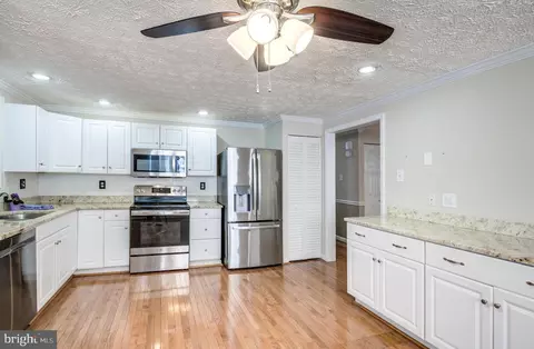 Kitchen - 9 Burr Hill Dr, Ocean Pines, MD 21811 photo 2 of 2