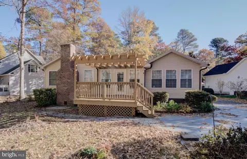 Exterior - 9 Burr Hill Dr, Ocean Pines, MD 21811 photo 8 of 19