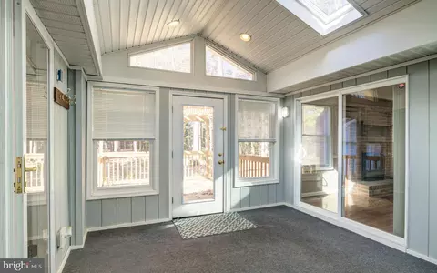 Entry Way - 9 Burr Hill Dr, Ocean Pines, MD 21811 photo 7 of 8