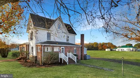 2431 Tulls Corner Rd, Pocomoke City, MD 21851